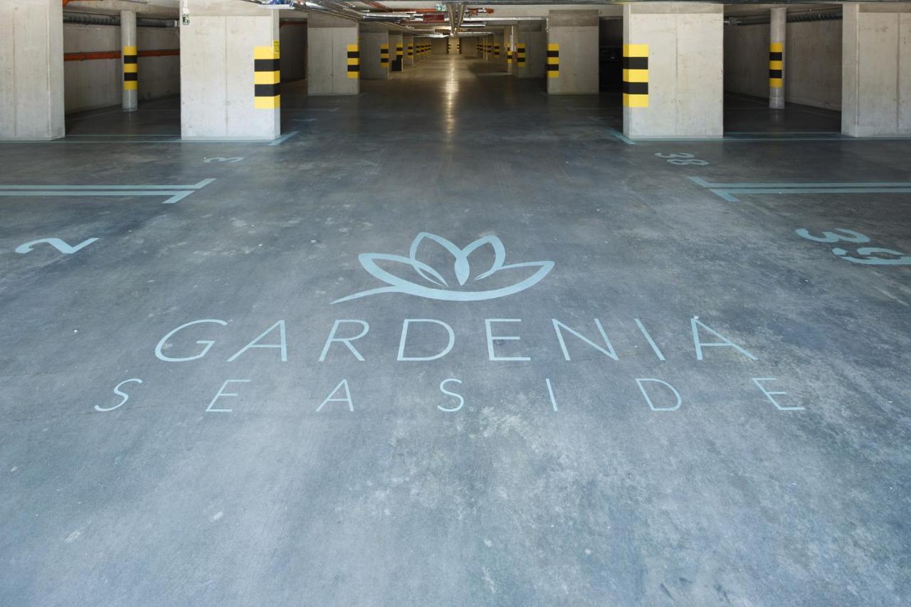 Apartament Blue Gardenia Dziwnow Exterior photo